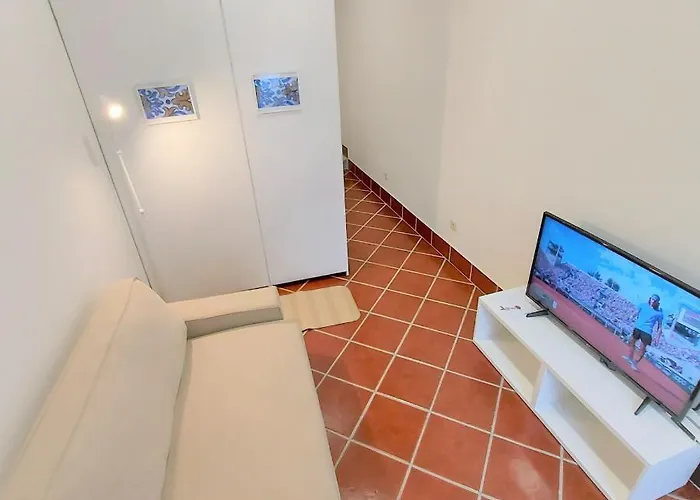 Apartment Anjo33 Flats